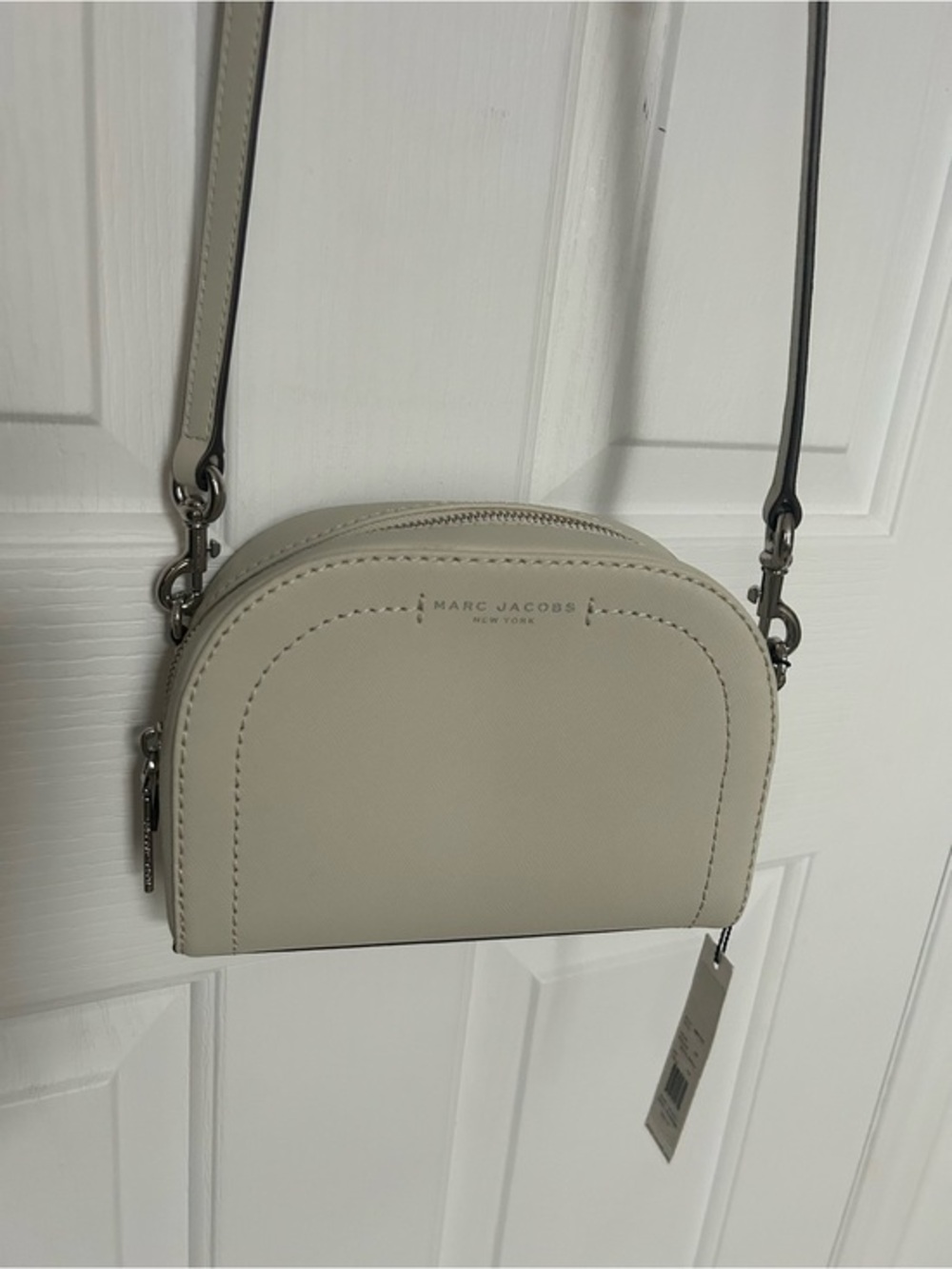 NWT MARC JACOBS Women Leather Crossbody Bag, Cream